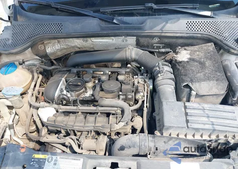 2013 Volkswagen Beetle 2.0T z USA, uszkodzony, nr VIN 3VW867AT5DM814227